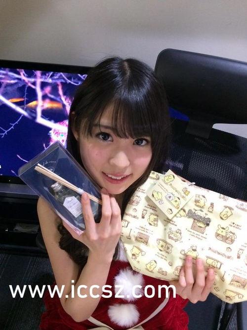 草莓国产在线视频,在线视频带你领略田园风情  第2张