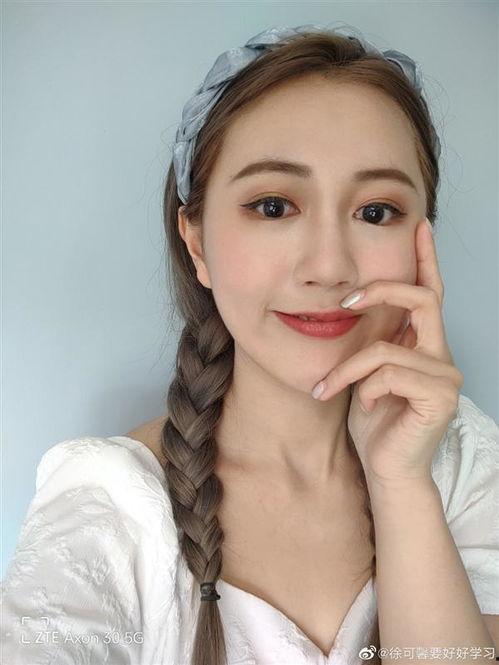 国产在线视频自拍,揭秘网络时代的自我表达与隐私边界 第3张 国产在线视频自拍,揭秘网络时代的自我表达与隐私边界 第3张